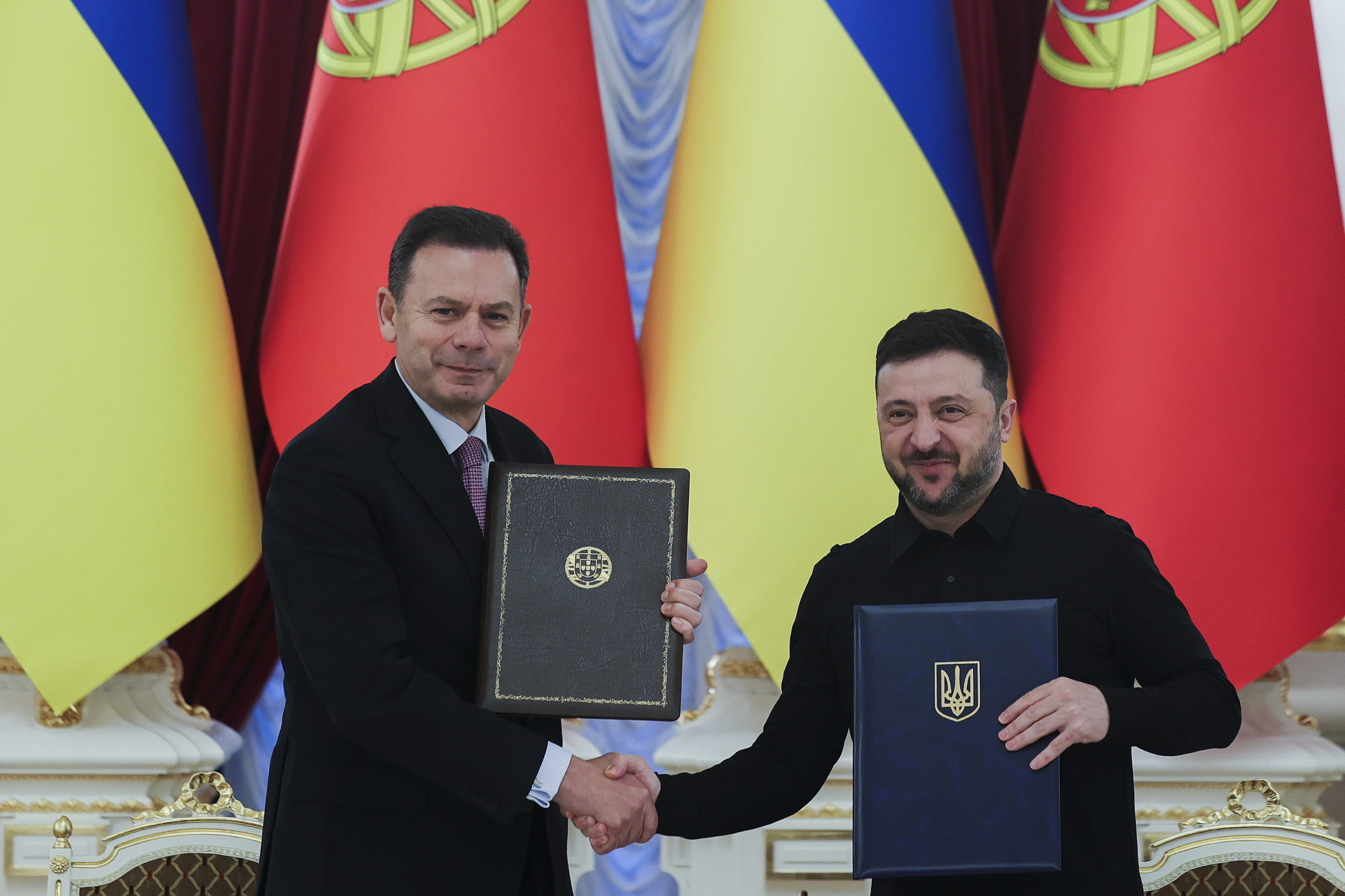 Portugália békefenntartó csapatokat is küldene Ukrajnába