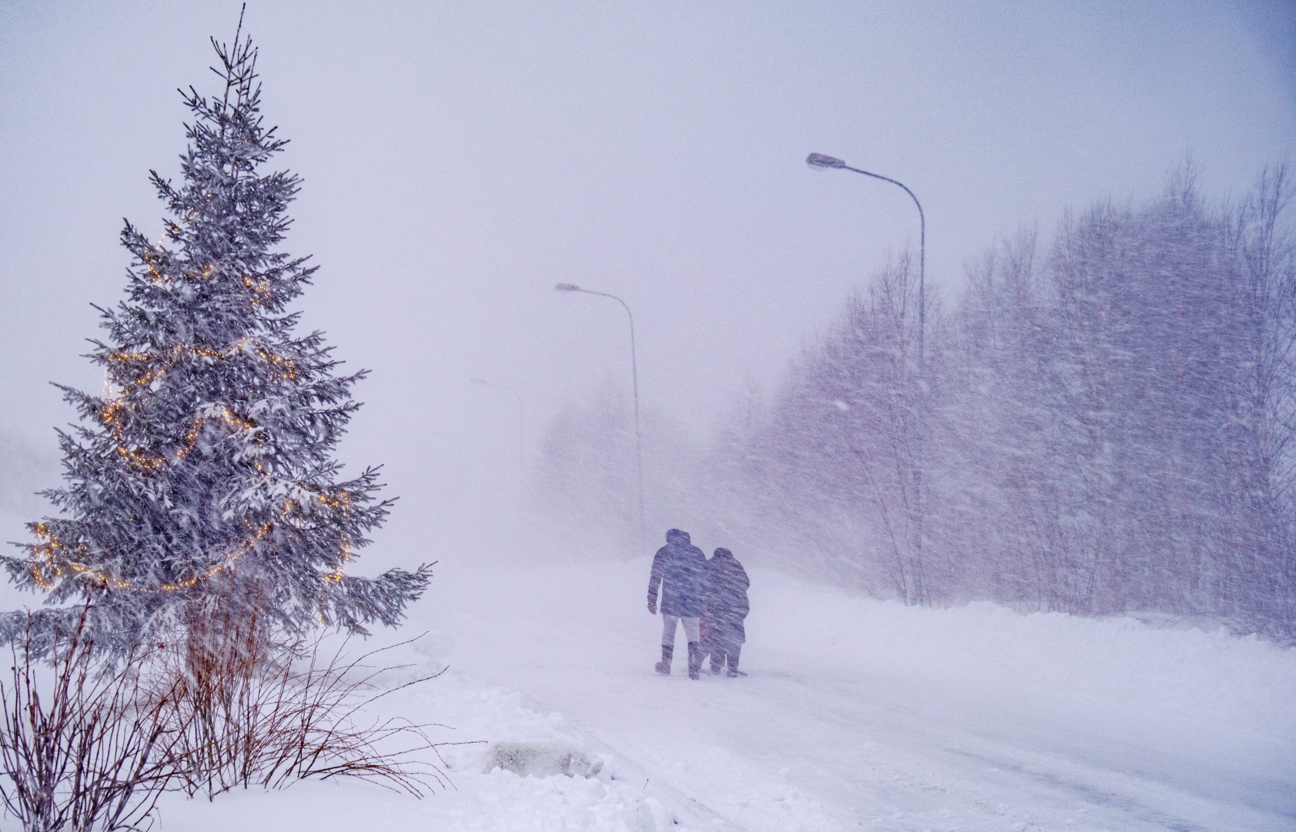 Svédországban már több halálos áldozata van a jeges viharnak