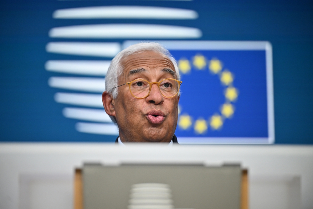 Közröhej tárgya lett Tóni