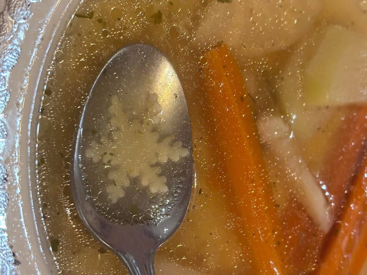 Így öltöztethetjük ünneplőbe a vasárnapi húslevest