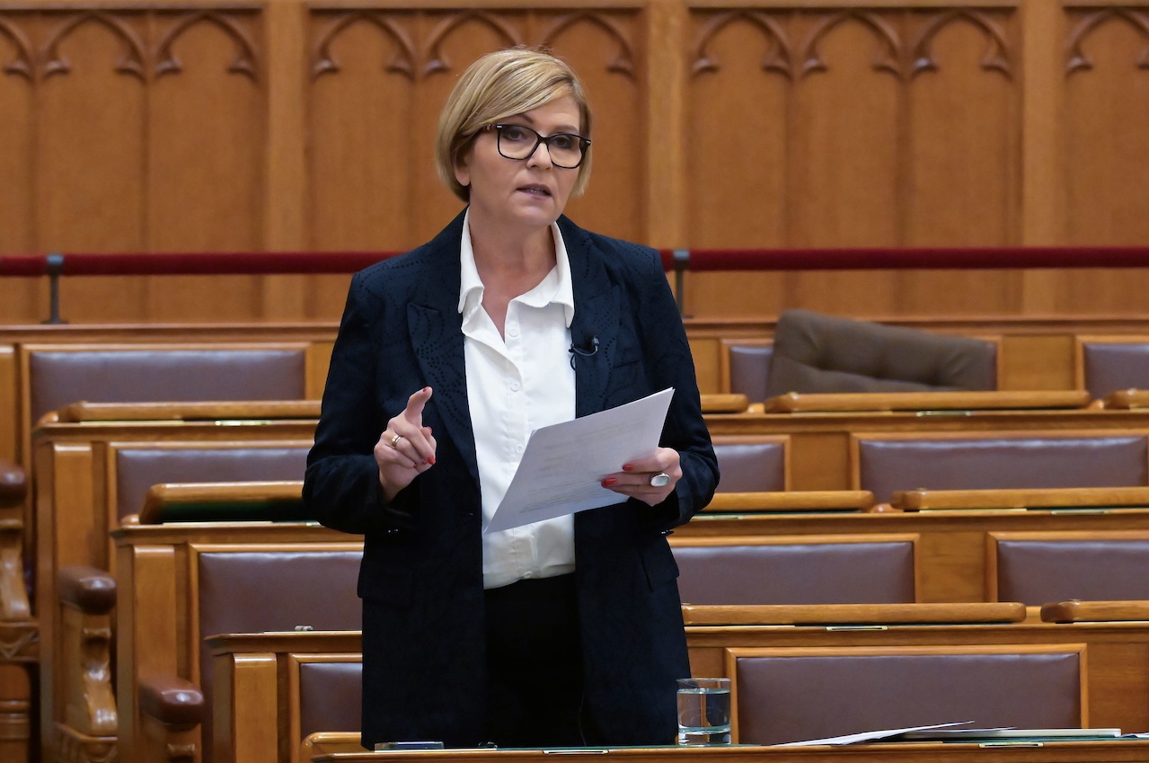 Kálmán Olga: Ember nem járatta le még így magát