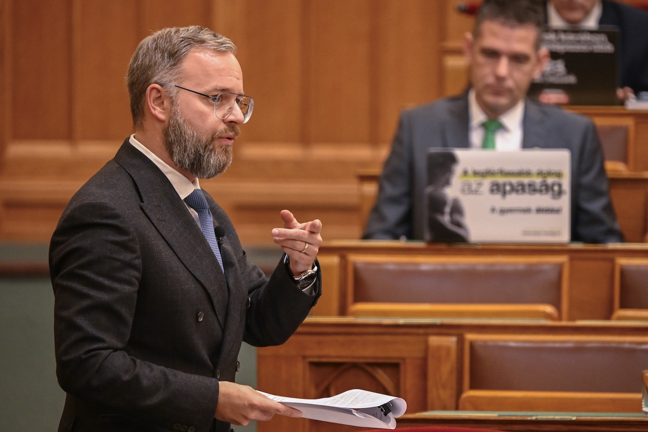 Orbán Balázs Arató Gergelynek: Hiába kiabálnak, önök hoaxot építettek fel