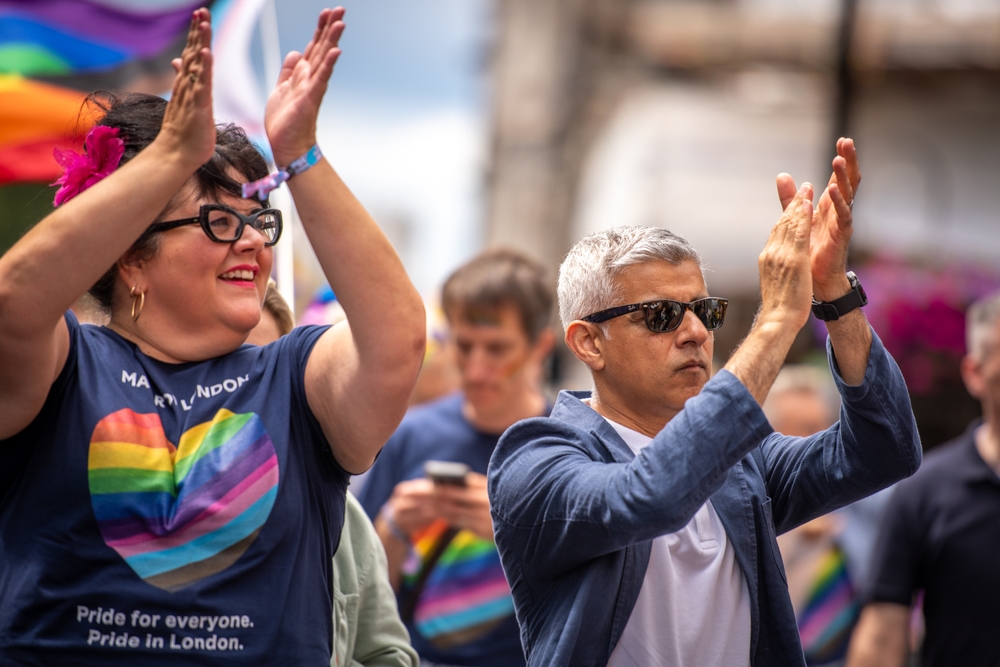 Donald Trump virtuális cicaharcba bonyolódott a londoni polgármesterrel