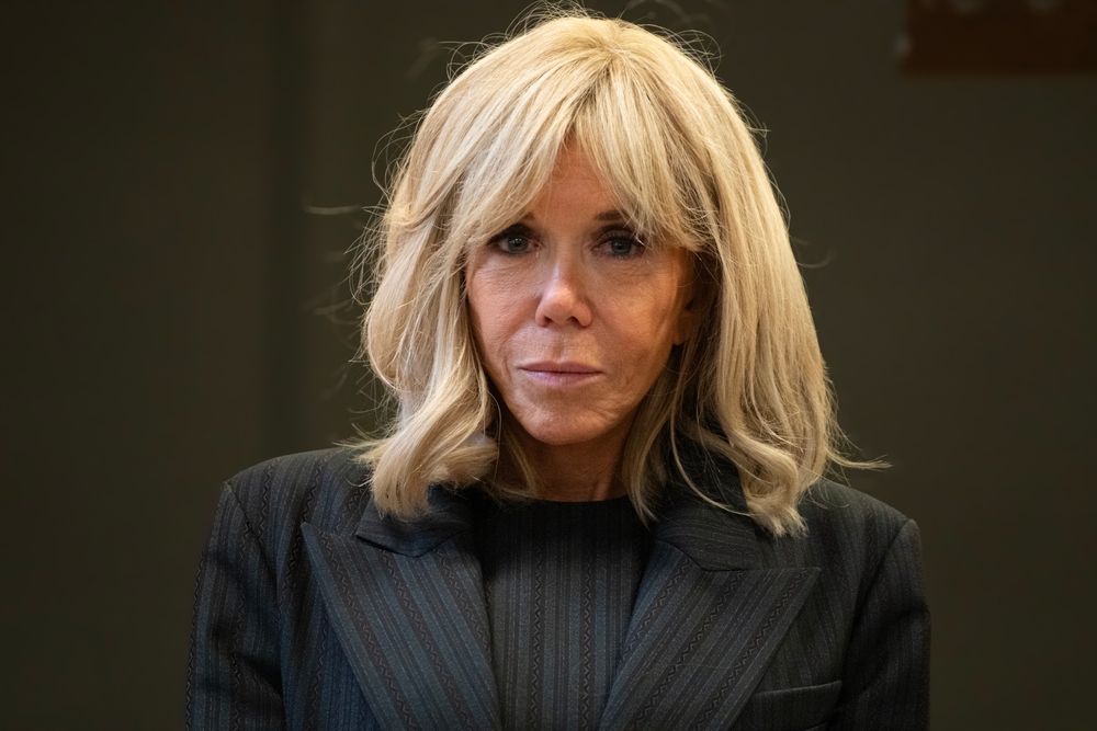 Botrány: Brigitte Macron „hülye ribancoknak” nevezte a feministákat