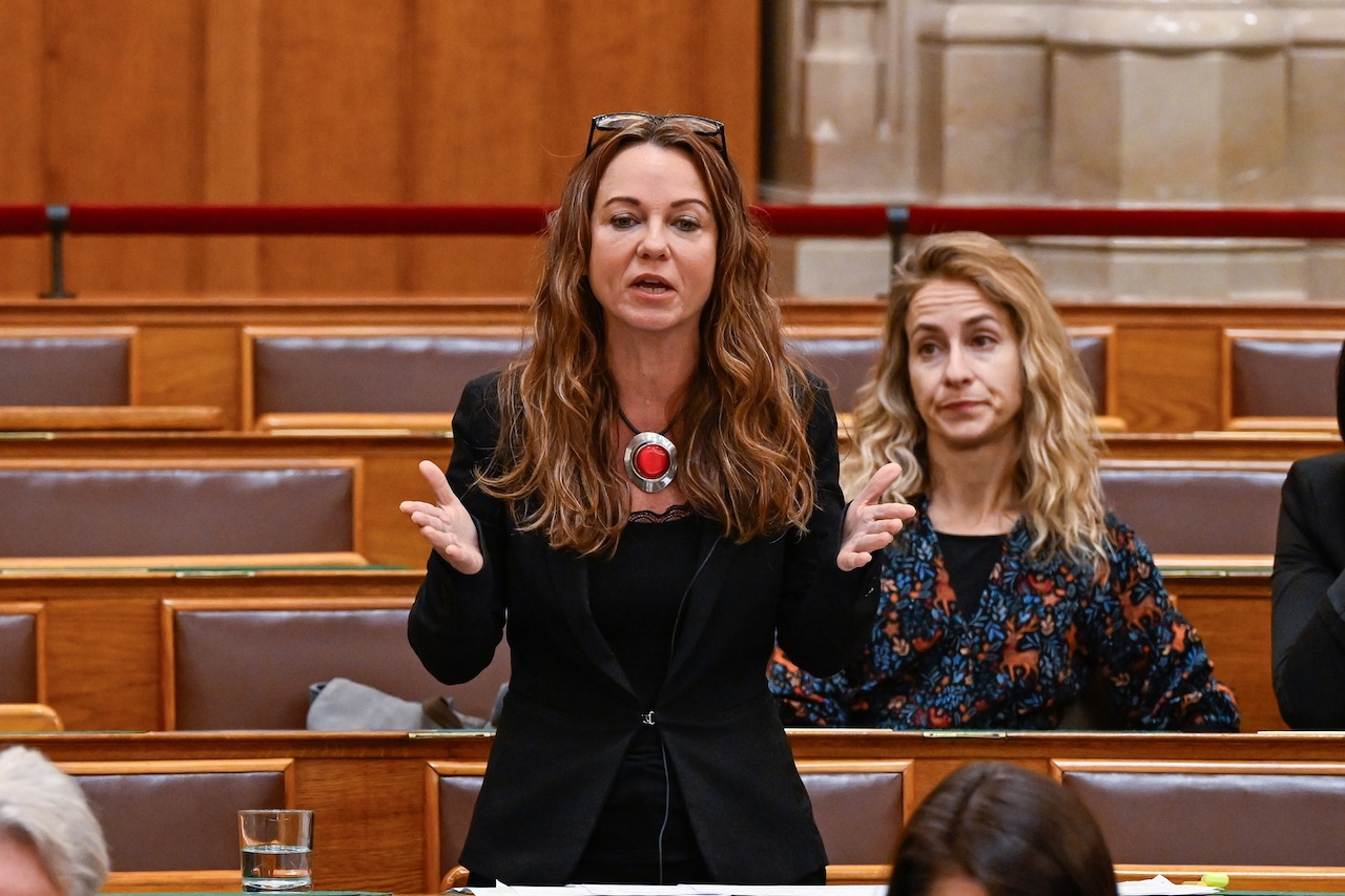 Szabó Tímeát „nagyon megviseli, hogy ezek az utolsó parlamenti felszólalásai”