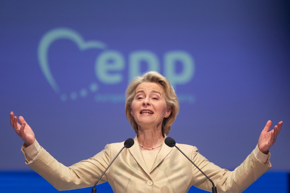 Ursula végképp elpofátlanodott