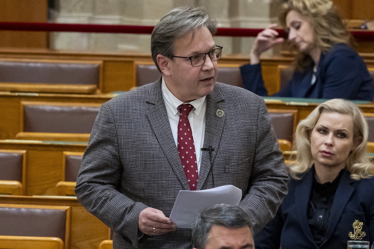 Vejkey Imre: A Tisza Párt megszorító csomagja brutális merényletkísérlet a megélhetés ellen