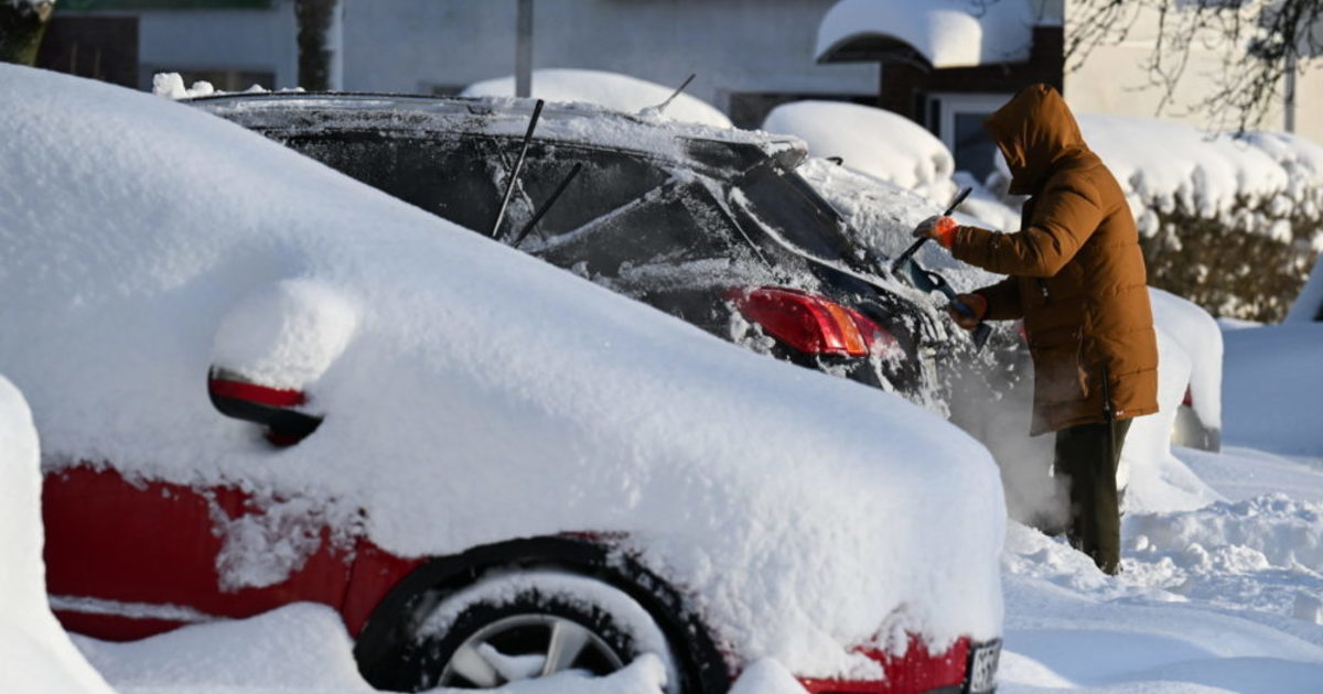 Súlyos fennakadásokat okozott Európában rendkívüli hóhelyzet