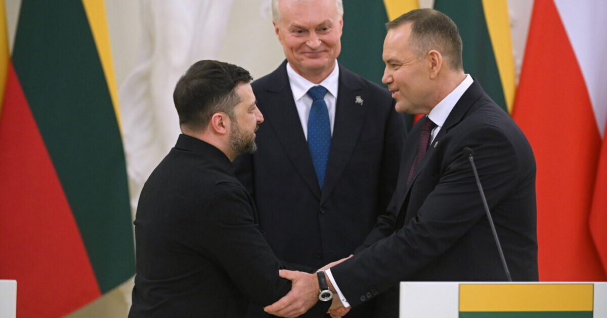 Beszéde közepén oroszra váltott az ukrán elnök