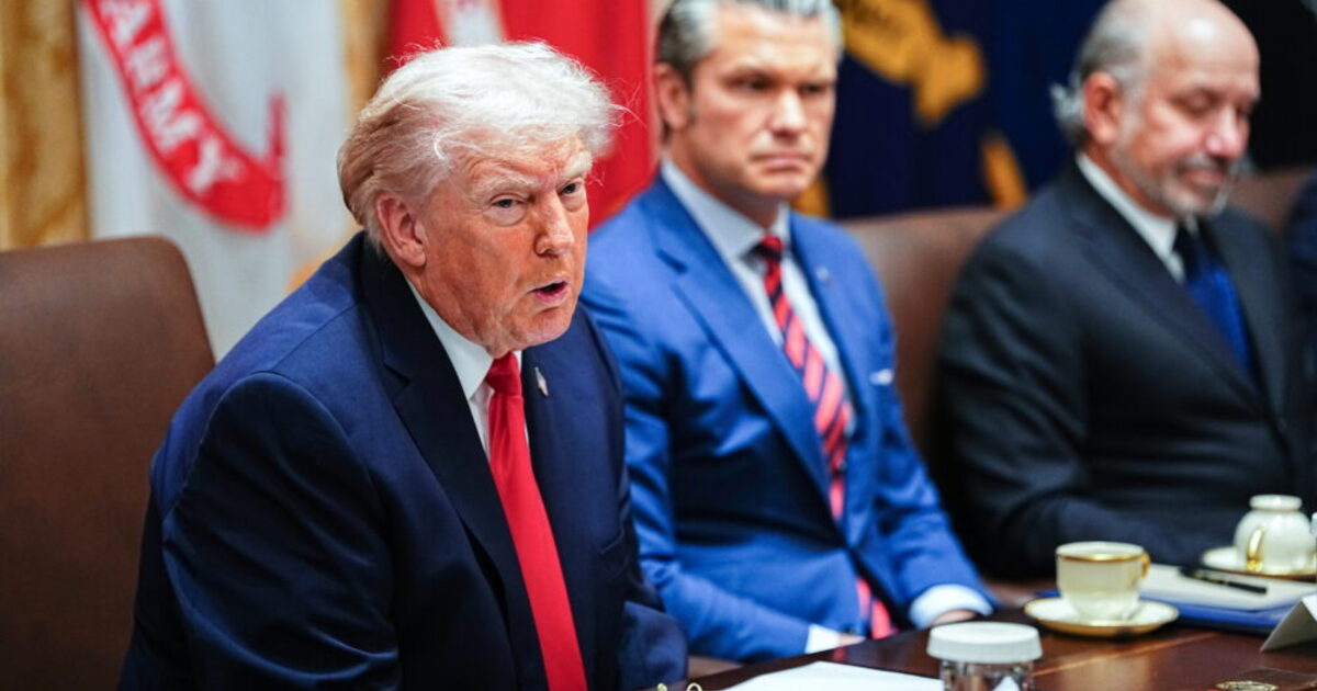 Donald Trump vészhelyzetet hirdetett Kuba miatt