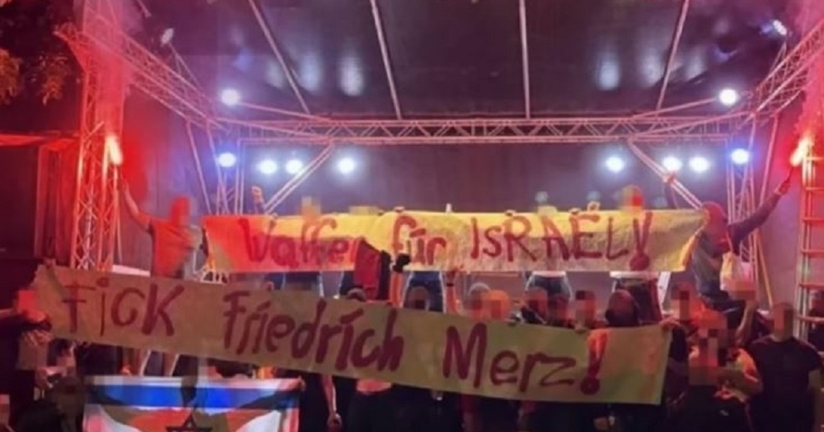 Mi csak egy fröccsöt kérünk: egymásnak feszültek az antifák | Demokrata Kép