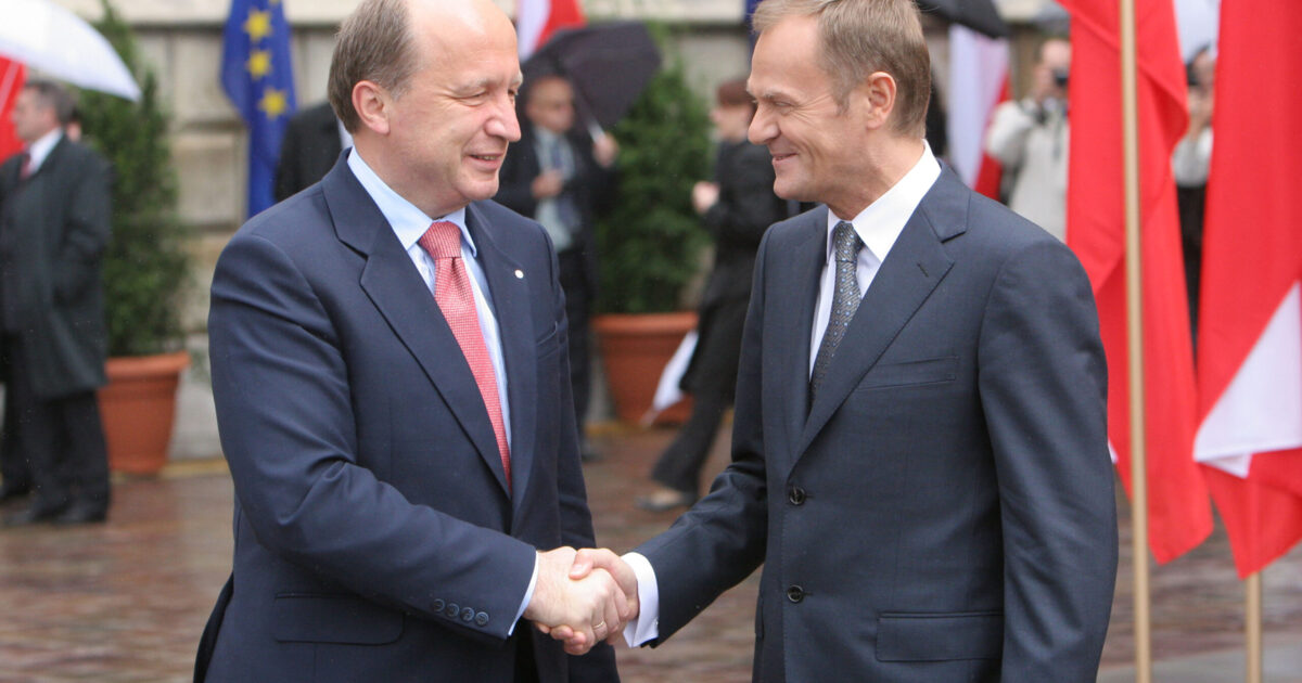 Uniós biztos: ez a NATO végét jelentené!