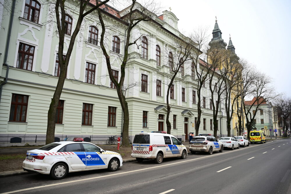 Egyszeri juttatásról döntött a belügyminiszter