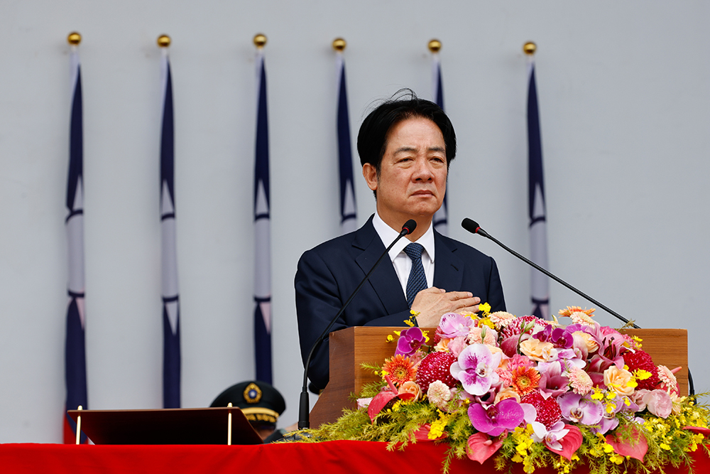 Kemény védelmet ígért a tajvani elnök