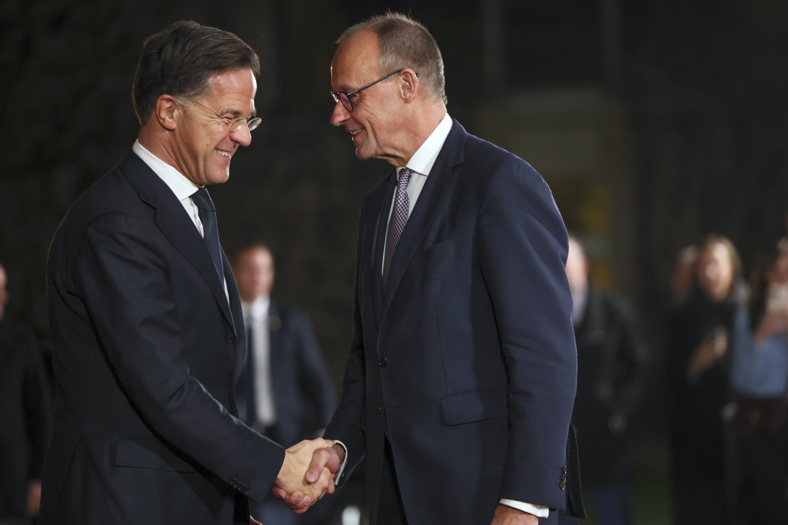 Nem nyugszik a német kancellár: még komolyabb „nyomást” követel