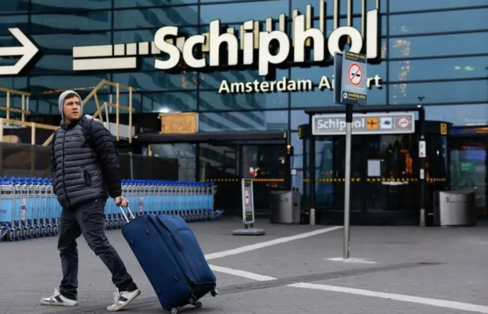 Nagy a baj az amszterdami repülőtéren