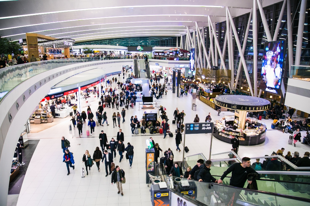 Késések, járattörlések lehetőségére figyelmeztet a Budapest Airport