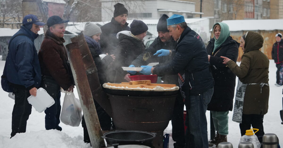 Lehetetlen helyzetben Ukrajna: leállt az áramtermelés
