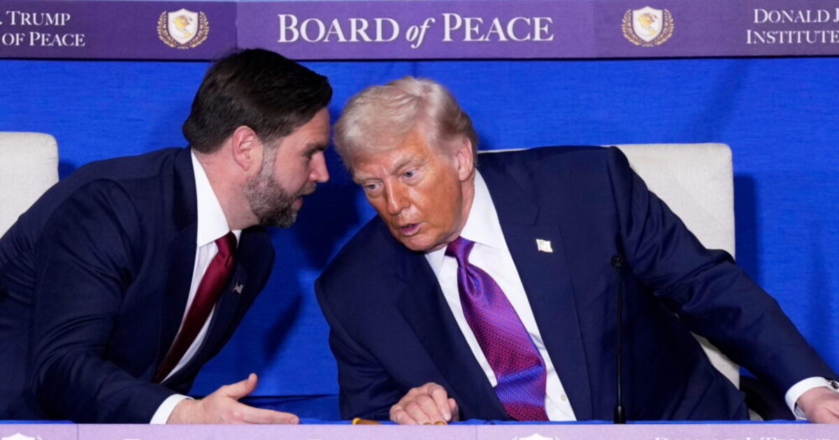 Az Egyesült Államok a béke érdekében tett lépések folytatásában érdekelt