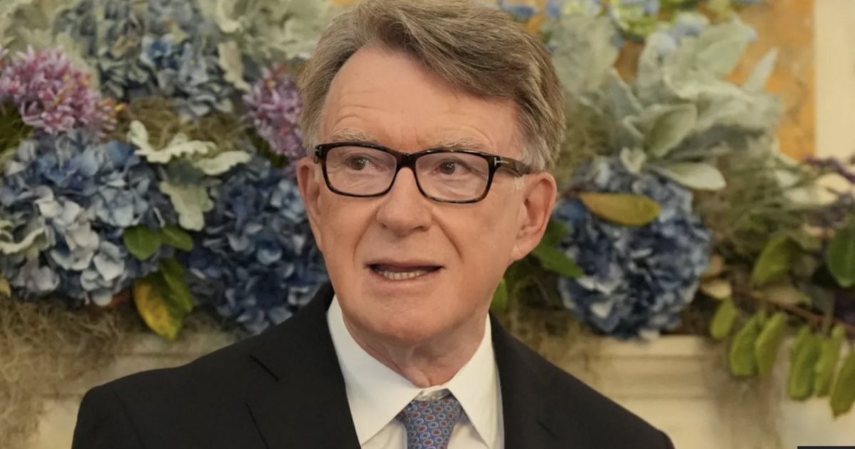 Kilépett a brit Munkáspártból a párt egykori főideológusa az Epstein-botrány miatt