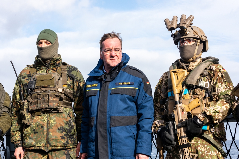 Ingünket-gatyánkat is adjuk oda Ukrajnának – követeli a bolond német miniszter