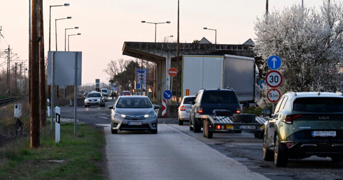 Érkeznek a gépjárműadós határozatok | Demokrata Kép