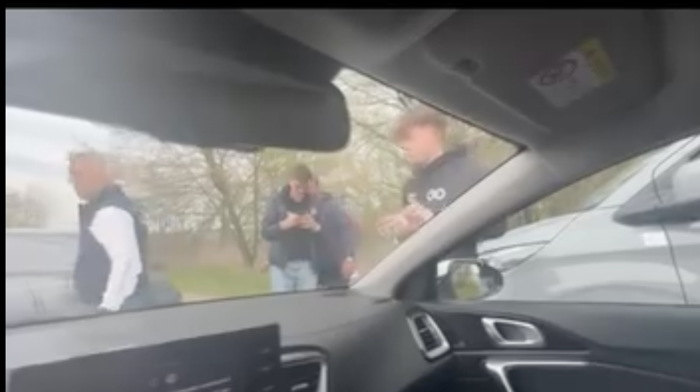 Tiszás verőlegények támadtak a Megafonnak drónfotókat készítő fiatalemberre