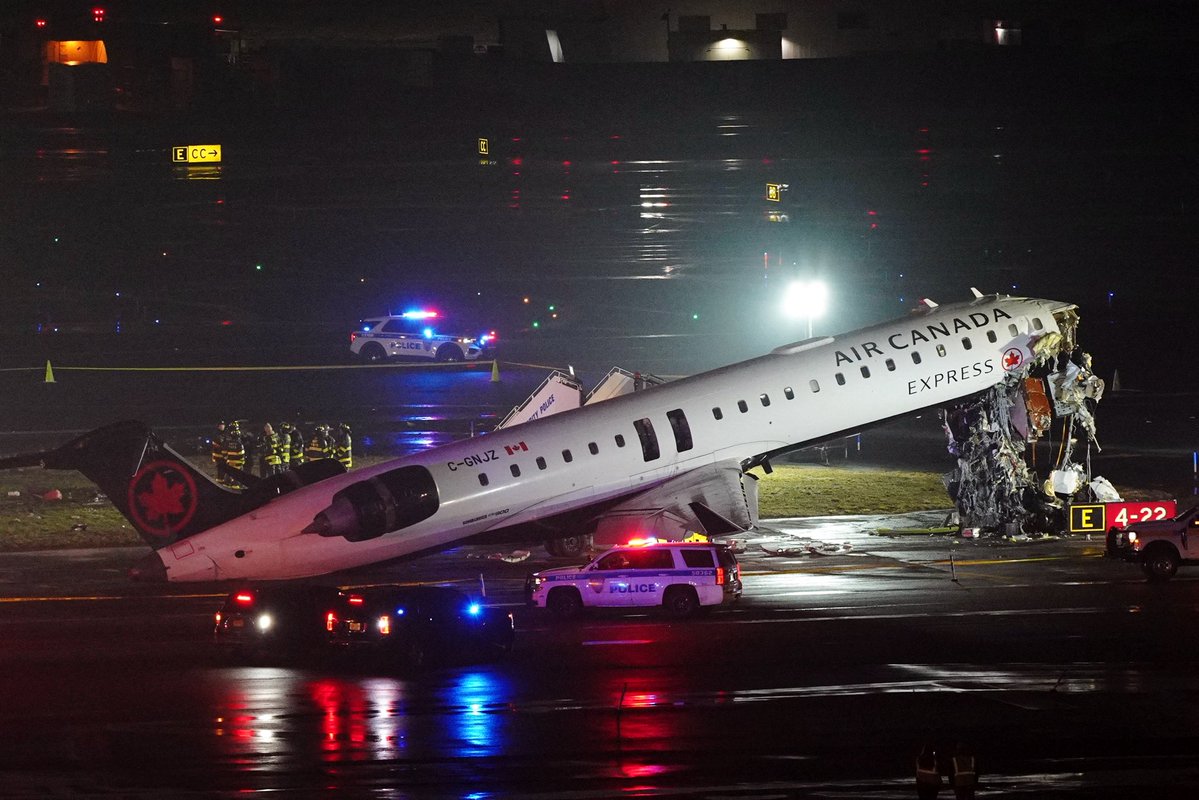 Súlyos baleset a LaGuardia repülőtéren, teljes zárlat lépett életbe