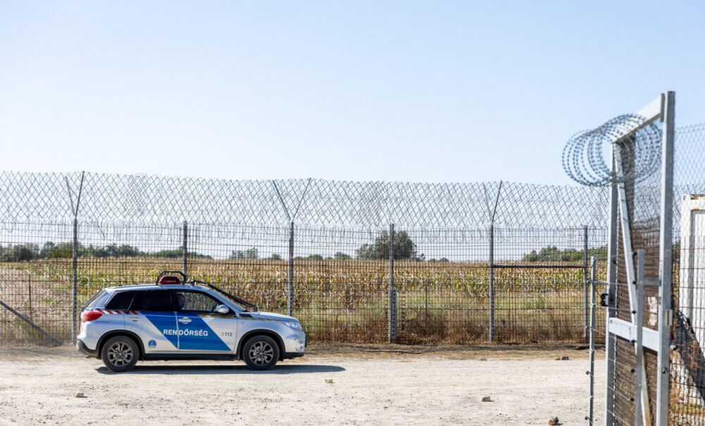Már csaknem ezer embert fogtak el a hatóságok idén a magyar-szerb határon