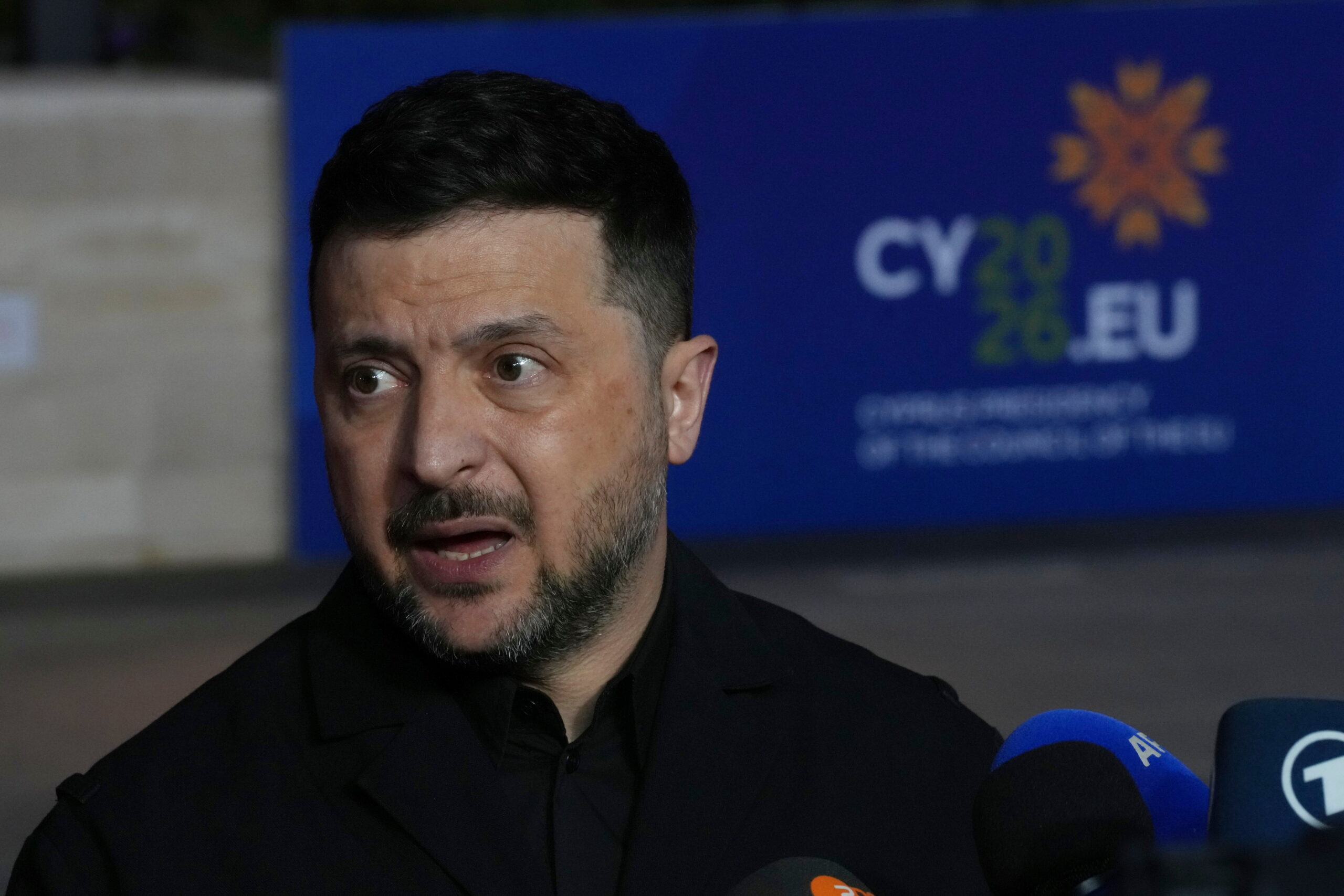 Az ukrán elnök nem enged az uniós csatlakozásból