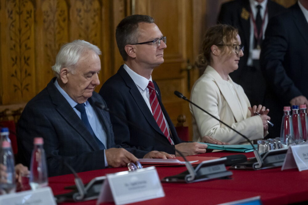 Rétvári Bence: Sikerült meghátrálásra kényszeríteni a tiszás kétharmadot