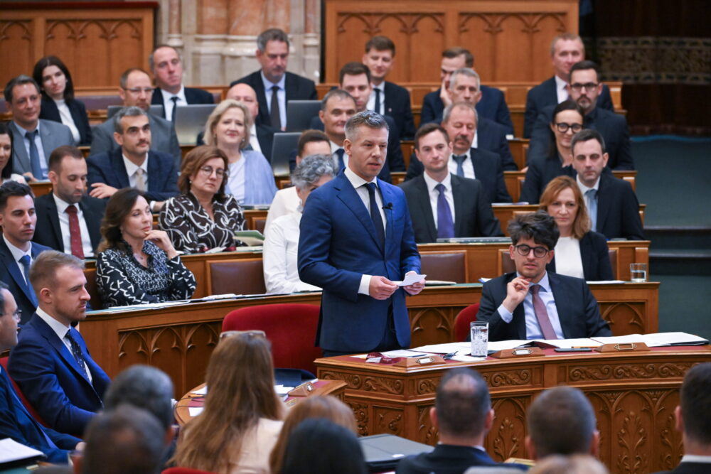 Lebuktak a harácsoló tiszások, Magyar Péter hazudo