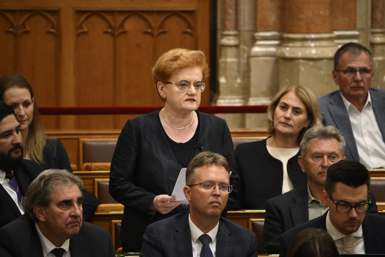 Szalai Piroska: Az Orbán-kormány kétszeresen túlteljesített