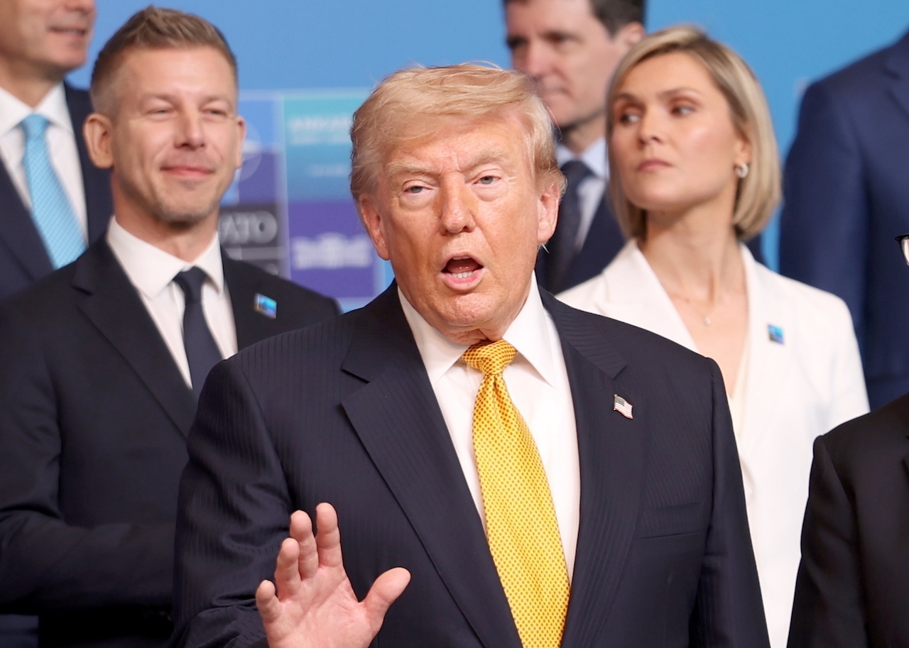 Célkeresztben Trump milliárdjai: a választók szerint a pénze vezérli