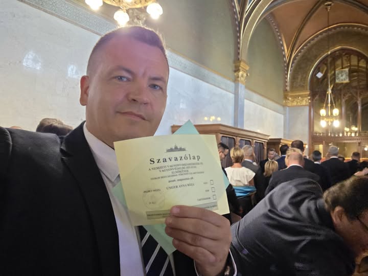 Megdöbbentő hangvételű üzenettel válaszolt választójának a tiszás képviselő