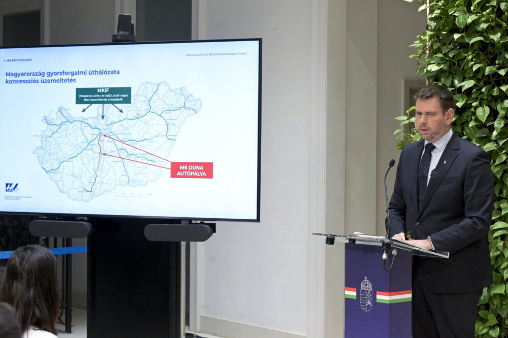Vitézy Dávid: egyetlen eurócentről sem mondunk le