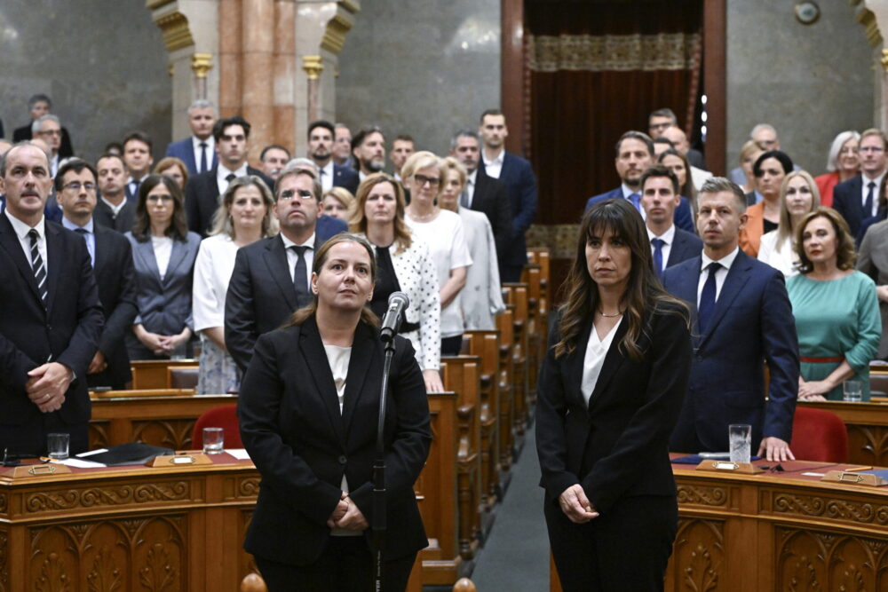 A Fidesz-frakció az Alkotmánybírósághoz fordul az NVVH ügyében