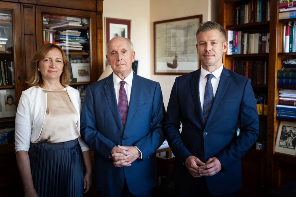 Magyar Péter újabb betartatlan ígérete: Baka András messze nem pártfüggetlen jelölt