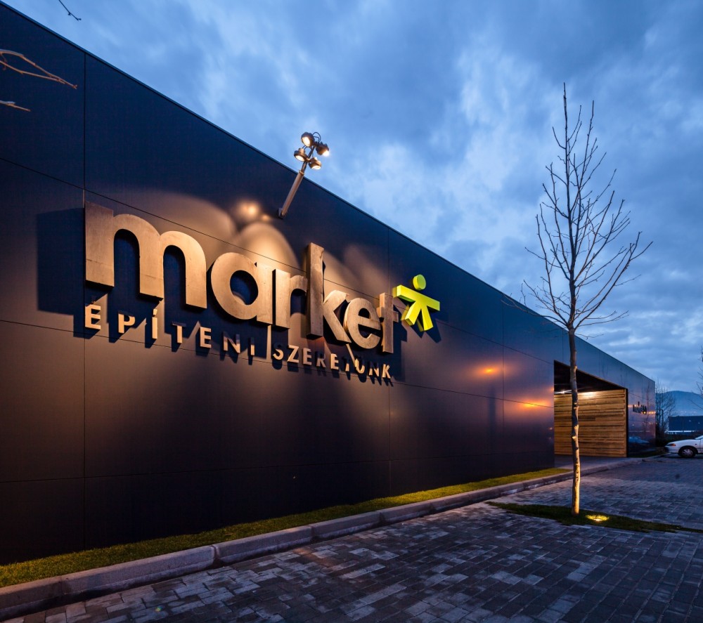 A Market Építő 10 ezer tonna követ ajánlott fel a dunai fenékküszöb emeléséhez