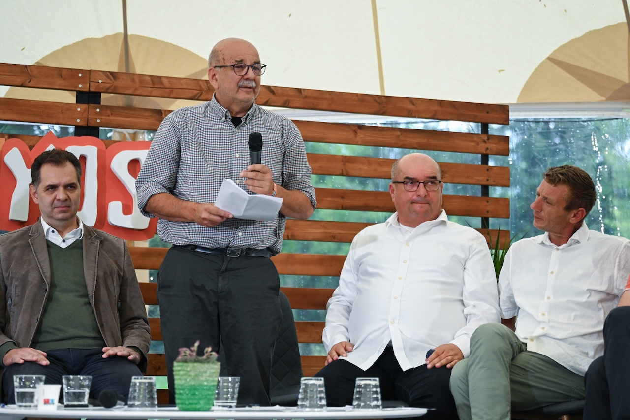 Pásztor Bálint összefogásra szólított fel a vajdasági magyarságért