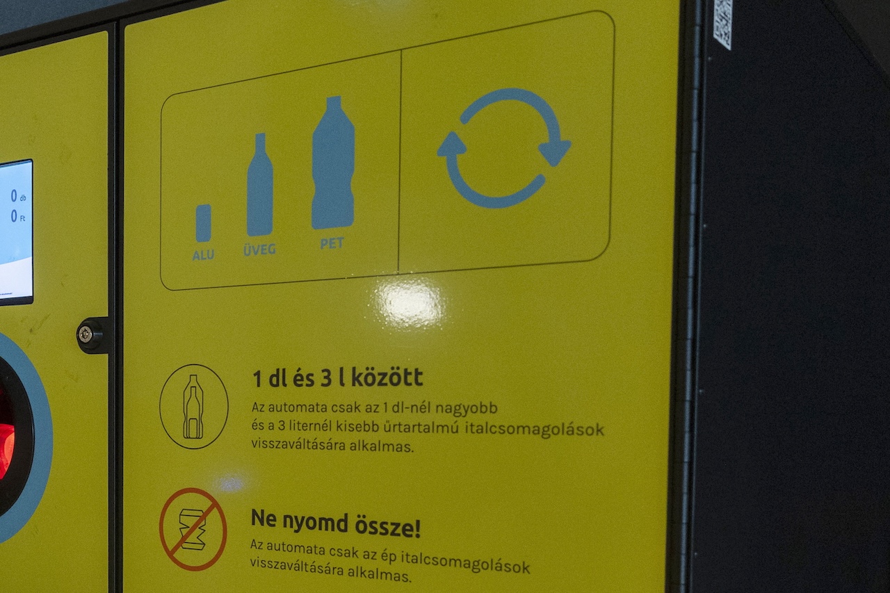 Már katonák is visszaválthatnak palackot az egyik laktanyán