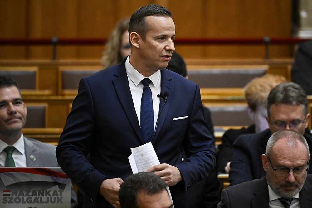 Toroczkai László is járt a szekszárdi szüreti napokon, csak őt nem öntötték le