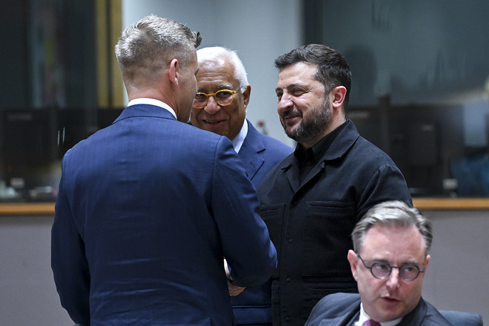Kádár után Magyar is behívta őket