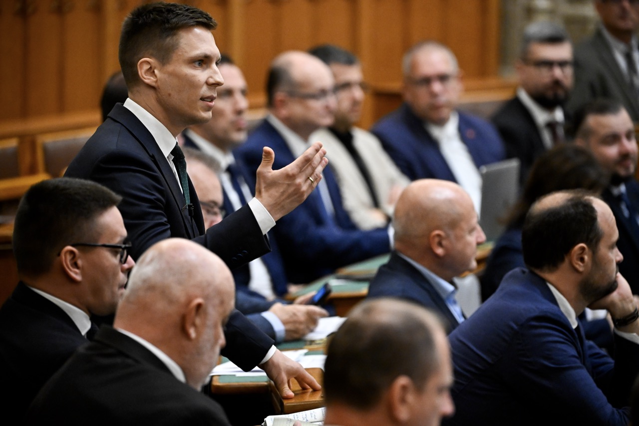 Hortay Olivér fontos kérdést tett fel Kapitánynak, de válasz helyett mást kapott