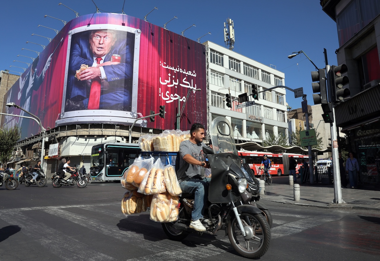 Donald Trump nem kért Irán javaslatából a Hormuzi-szoros megnyitására