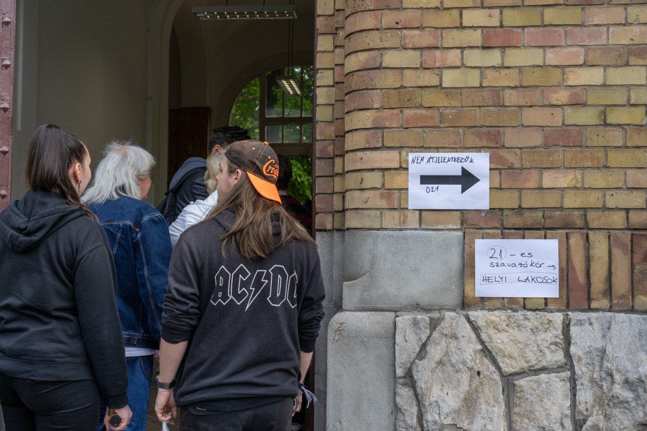 Médiavisszhang kontra valóság az időközi választásokon