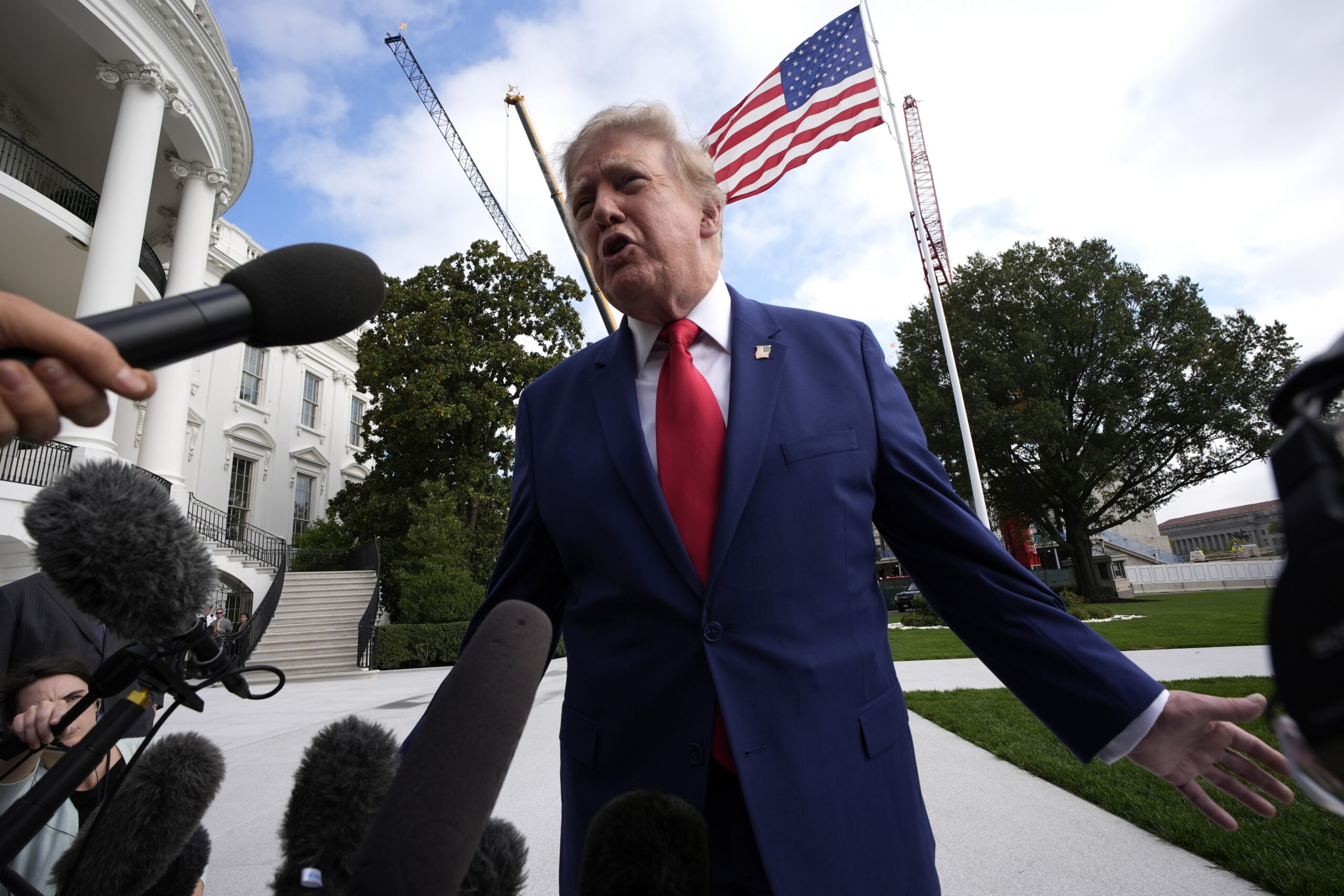 Donald Trump szerint ez történik, ha győznek a demokraták