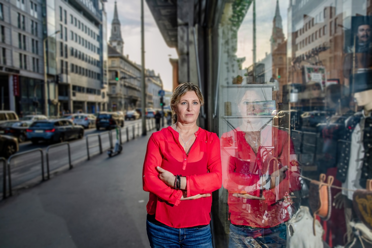 Ha nem állunk ki egymásért, elveszünk – Interjú Budaházy Eddával