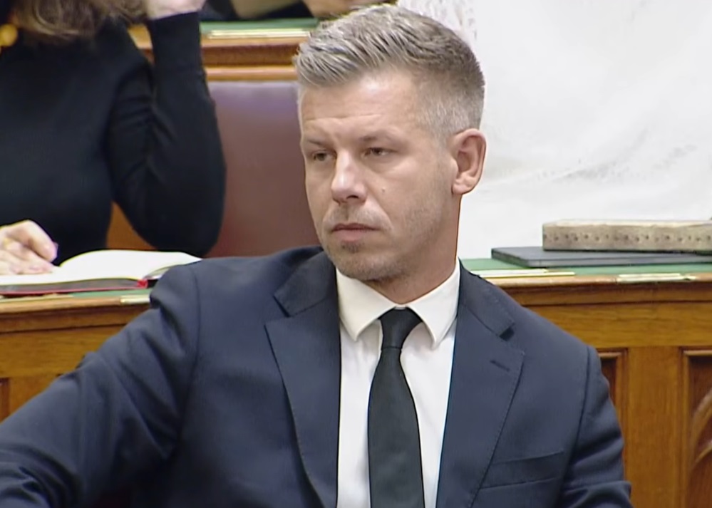 Fidesz-KDNP EP-képviselőcsoport: Magyar Péter lemondott 2,1 milliárd euróról